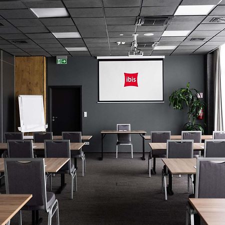 Ibis Poznan Polnoc Hotel Сухи Лас Екстериор снимка