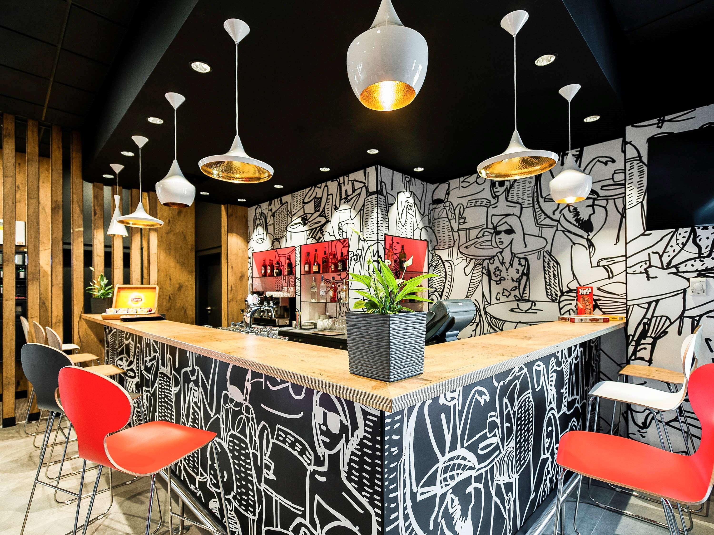 Ibis Poznan Polnoc Hotel Сухи Лас Екстериор снимка