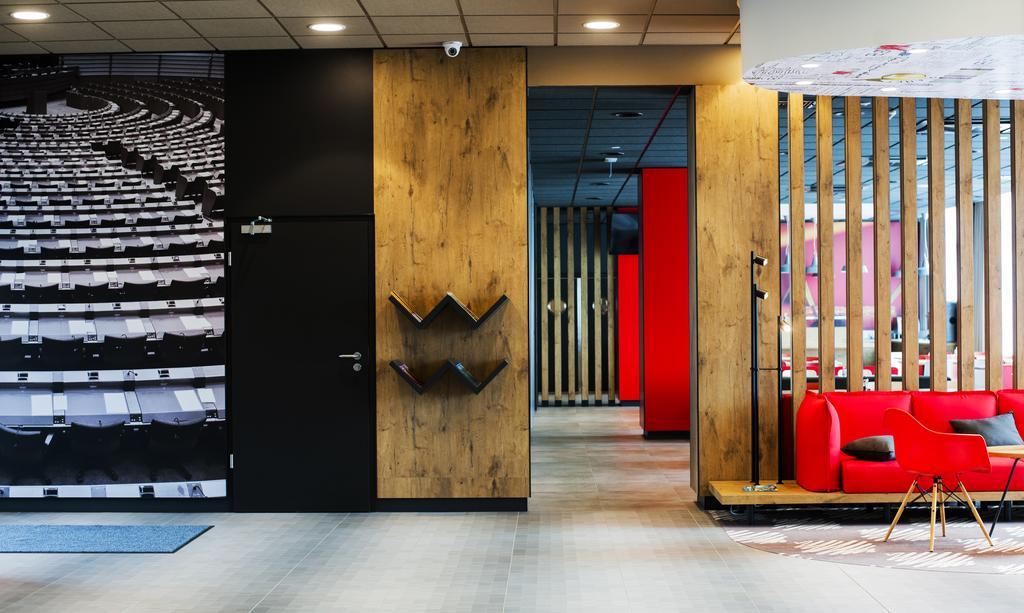 Ibis Poznan Polnoc Hotel Сухи Лас Екстериор снимка